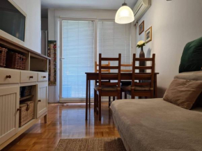 Sweet Sunny Apartment